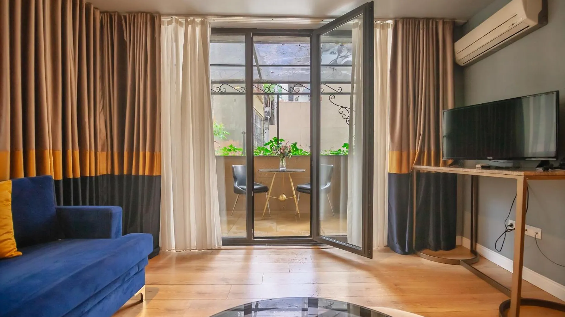 **  Lord Morgan & Exclusive Design Nisantasi Aparthotel Istanbul Turkey